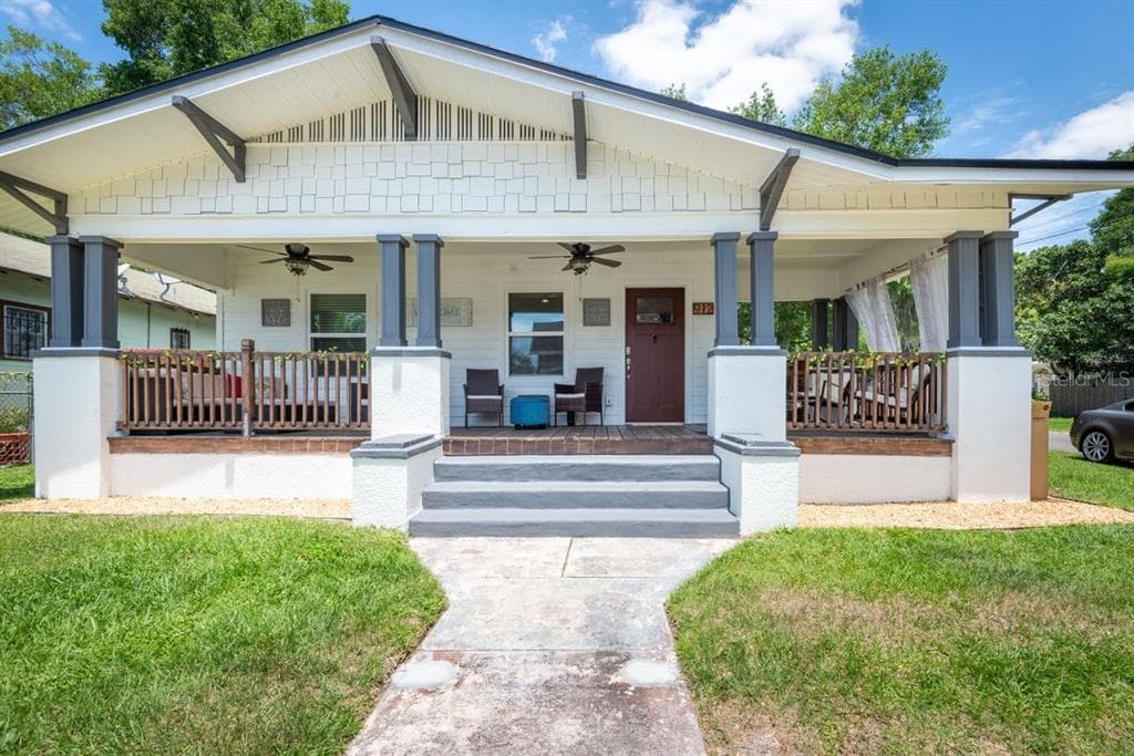 912 E IDA STREET TAMPA, FL 33603