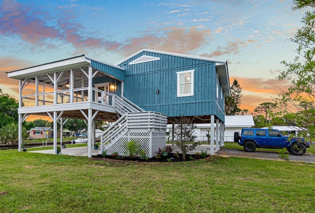 104 E NORTH BRANCH ROAD RUSKIN, FL 33570