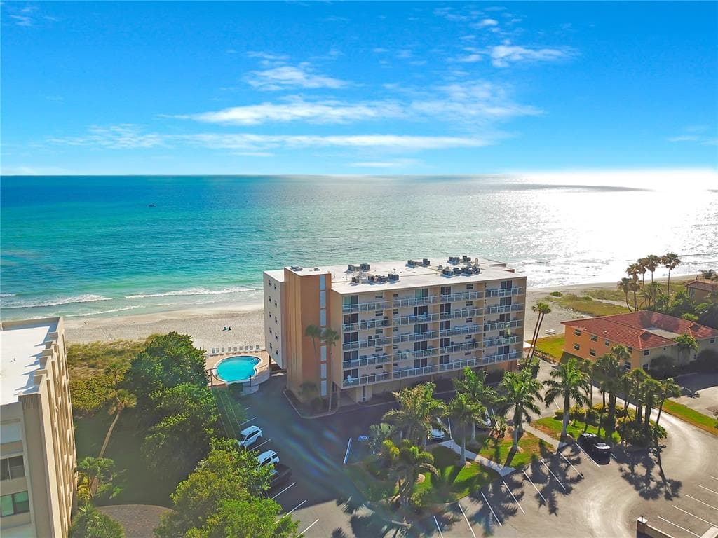2721 GULF OF MEXICO DRIVE LONGBOAT KEY, FL 34228
