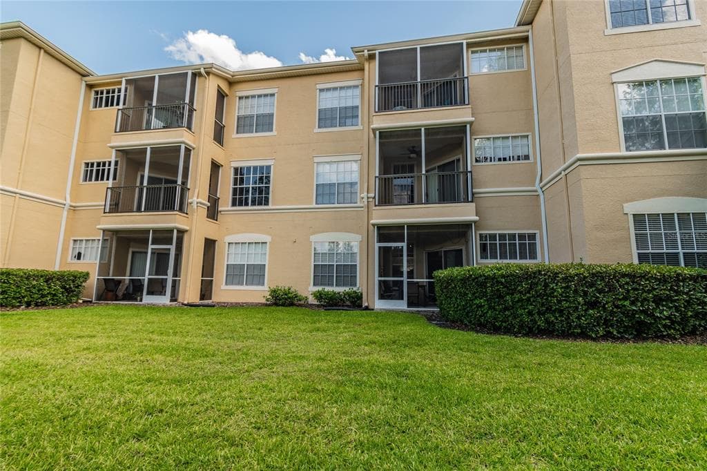 5125 PALM SPRINGS BOULEVARD UNIT 5109 TAMPA, FL 33647