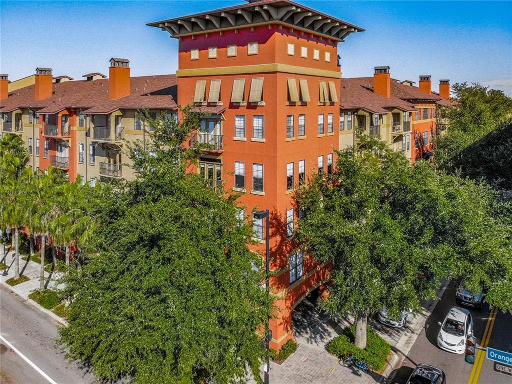911 N ORANGE AVENUE UNIT 152