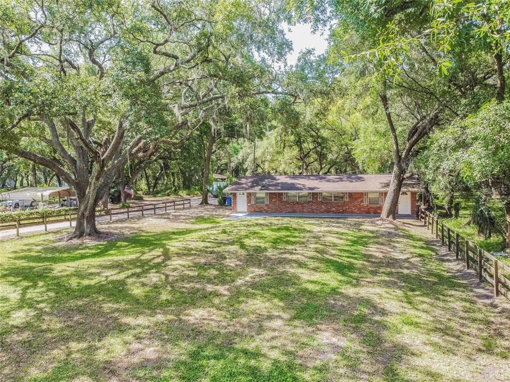 11031 CIRCLE S ROAD SEFFNER, FL 33584