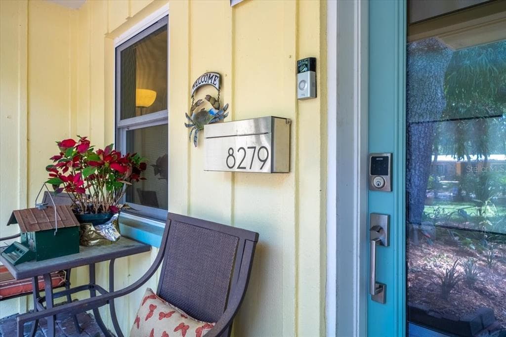 8279 29TH AVENUE N ST PETERSBURG, FL 33710