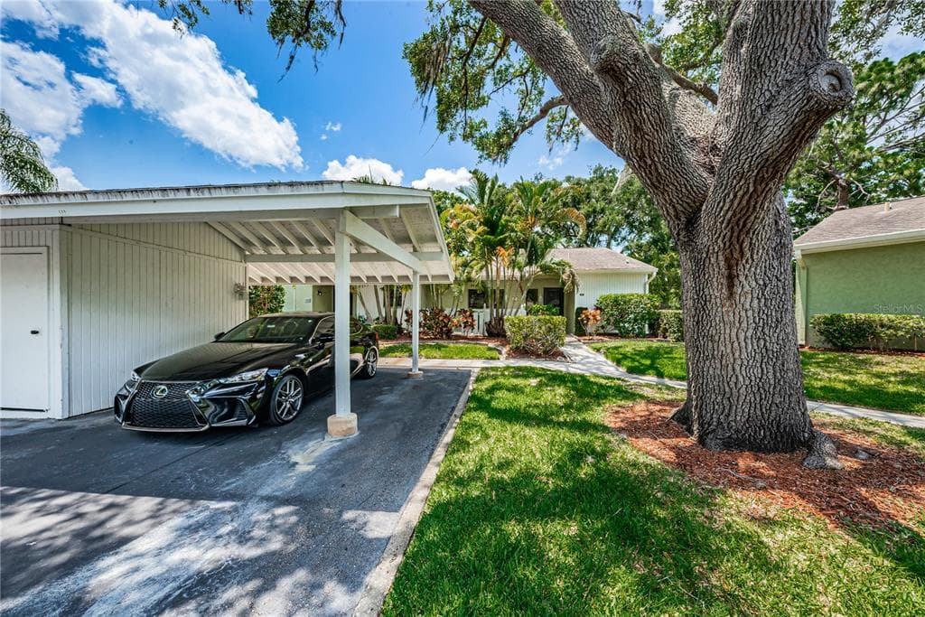 150 CYPRESS PLACE OLDSMAR, FL 34677