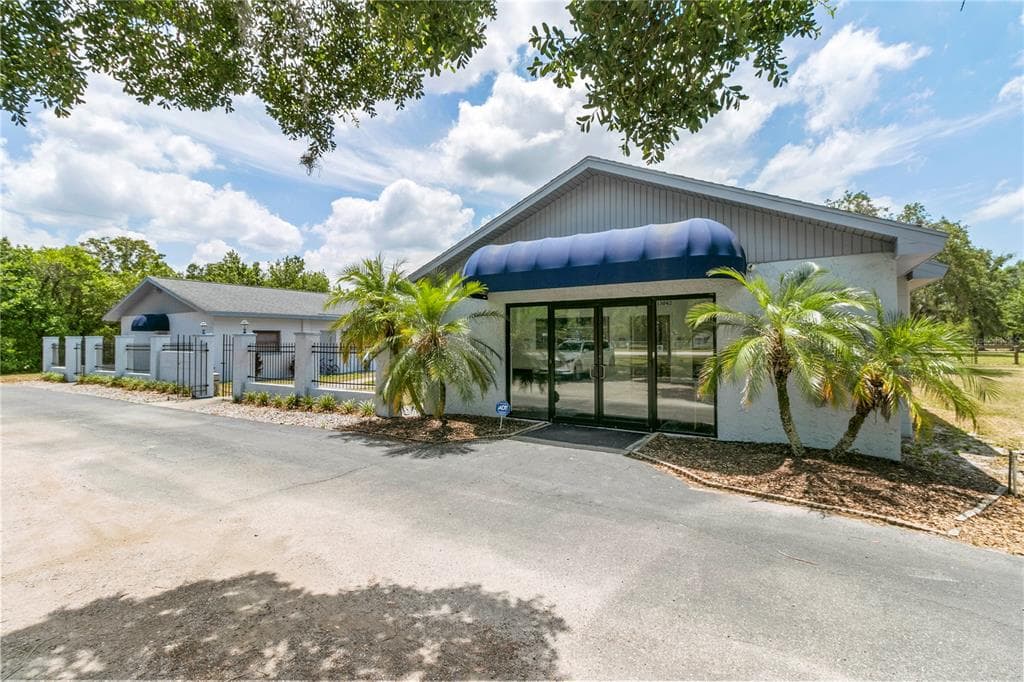 13042 TARPON SPRINGS ROAD