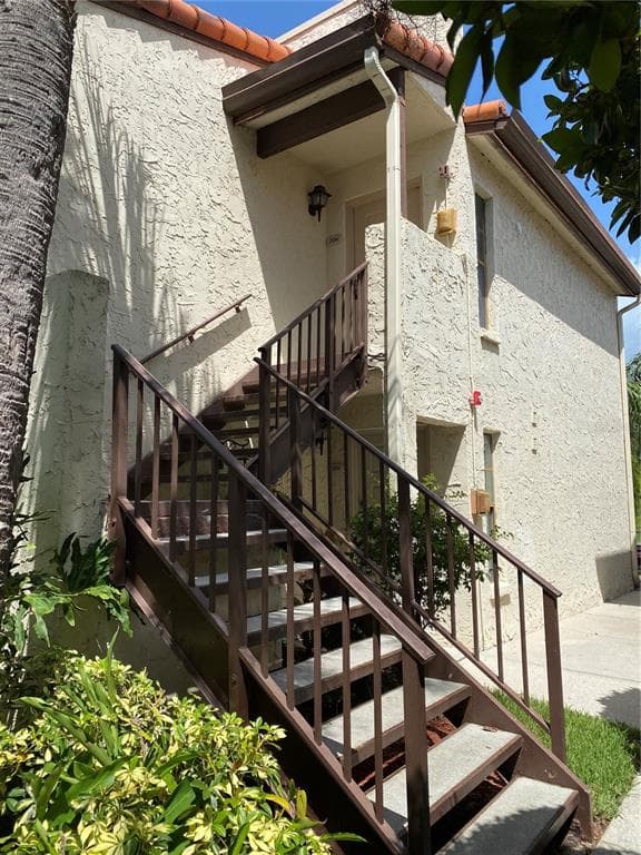 2587 CYPRUS DRIVE UNIT 3-214 PALM HARBOR, FL 34684