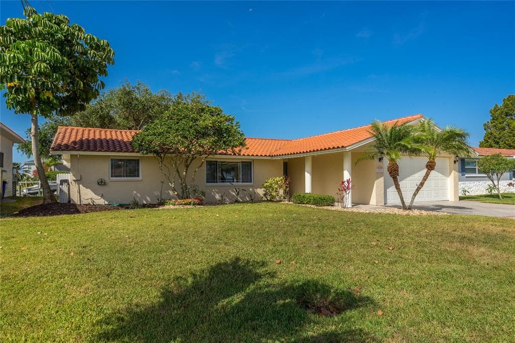 3872 TOPSAIL TRAIL NEW PORT RICHEY, FL 34652