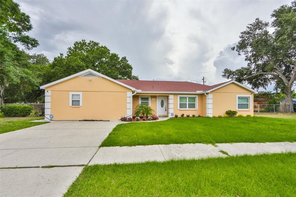 14804 BRIAR WAY TAMPA, FL 33613