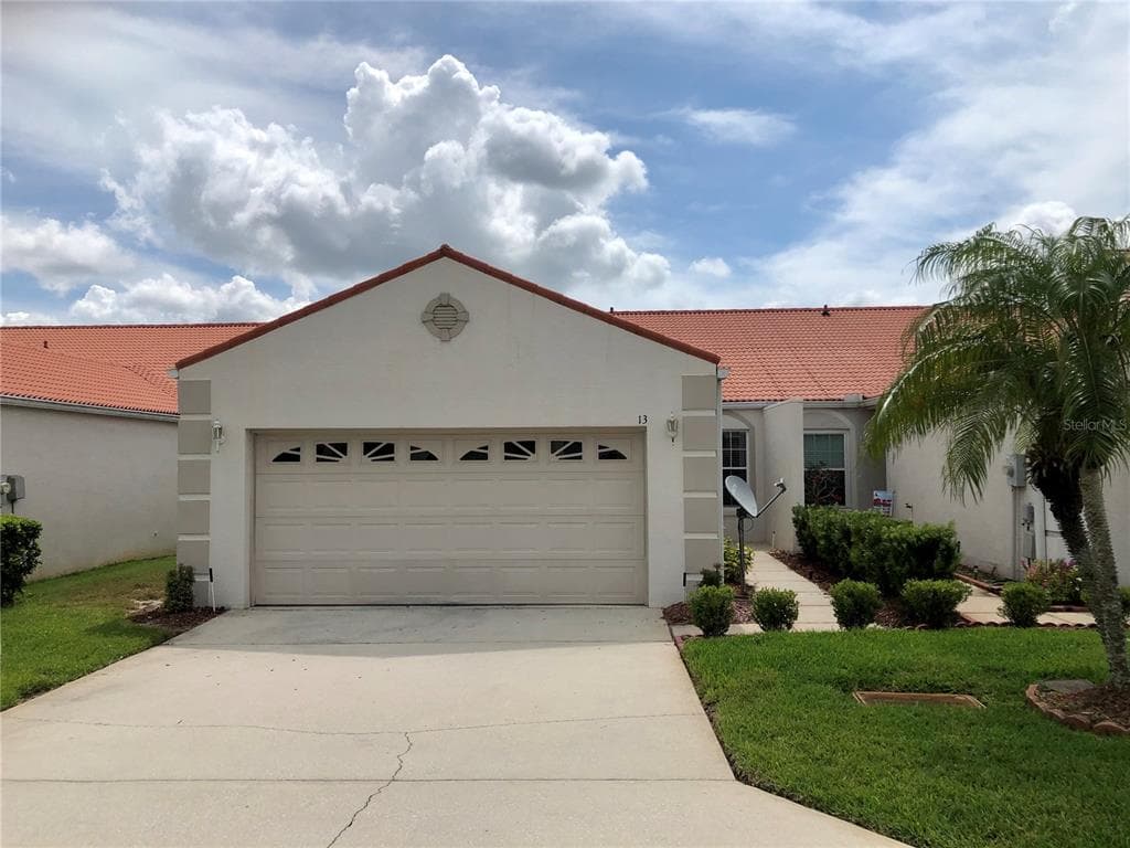 733 CARPENTERS WAY UNIT 13 LAKELAND, FL 33809