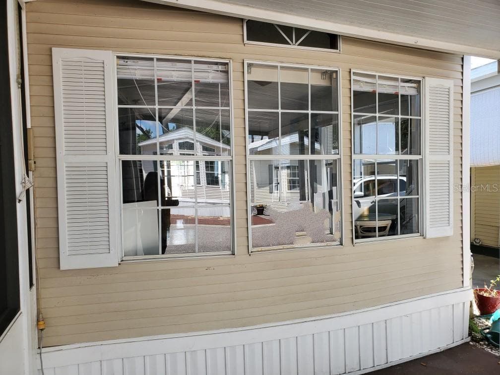 21161 LAZY DAYS CIRCLE LUTZ, FL 33558