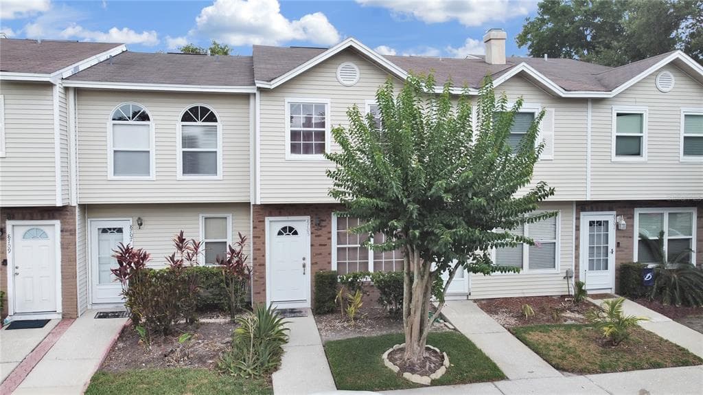 8705 COBBLER PLACE TAMPA, FL 33615