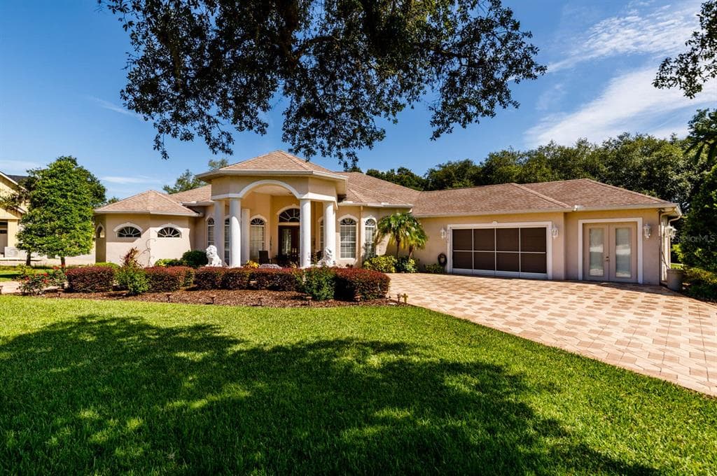 9616 TOOKE SHORE DRIVE WEEKI WACHEE, FL 34613