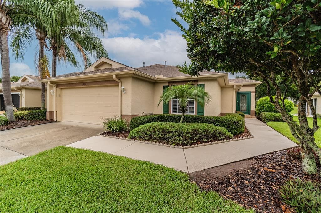 1932 ACADIA GREENS DRIVE SUN CITY CENTER, FL 33573