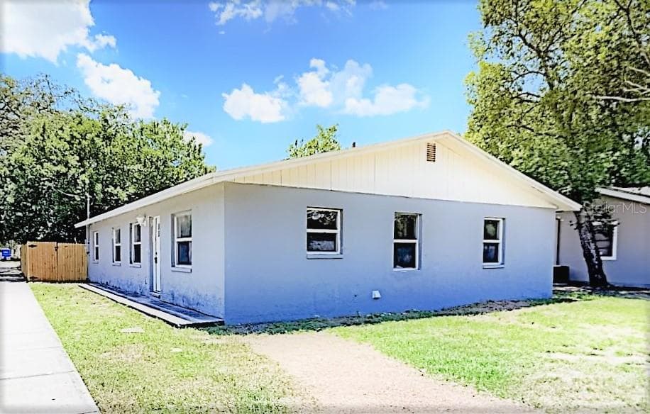 8217 N SEMMES STREET TAMPA, FL 33604