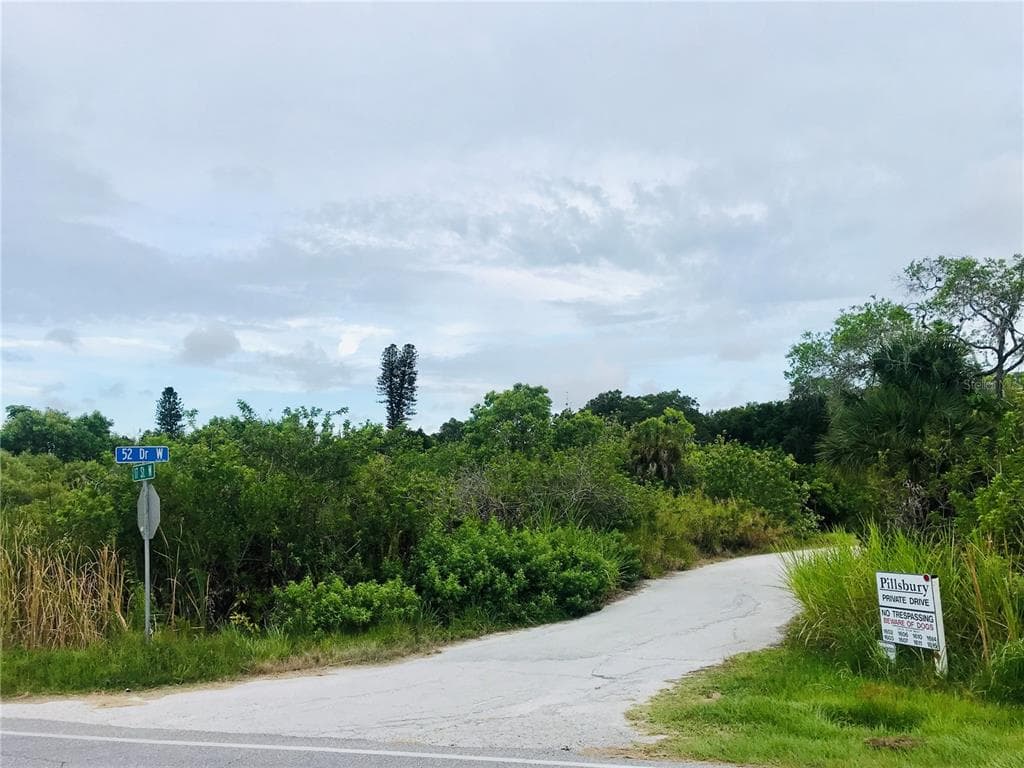 5203 17TH STREET W PALMETTO, FL 34221