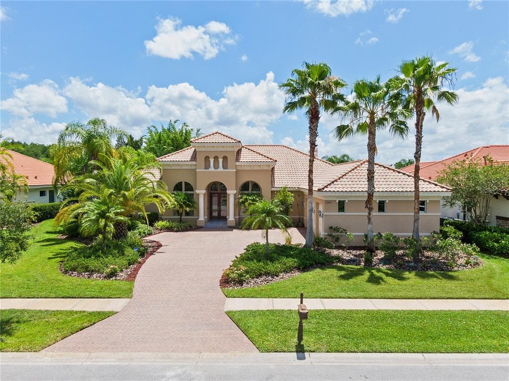11805 SHIRE WYCLIFFE COURT TAMPA, FL 33626