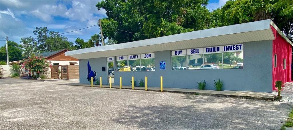 350 W HILLSBOROUGH AVENUE TAMPA, FL 33604
