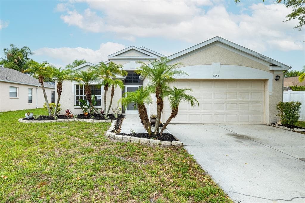 4854 SABAL HARBOUR DRIVE BRADENTON, FL 34203