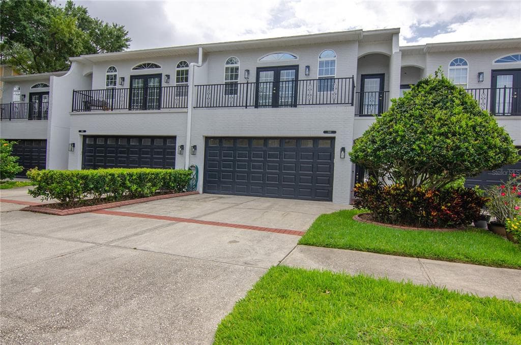 1110 S MOODY AVENUE UNIT 3 TAMPA, FL 33629