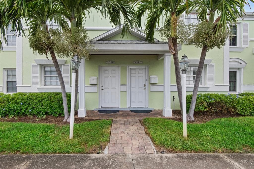 4759 COQUINA KEY DRIVE SE UNIT 4759 ST PETERSBURG, FL 33705