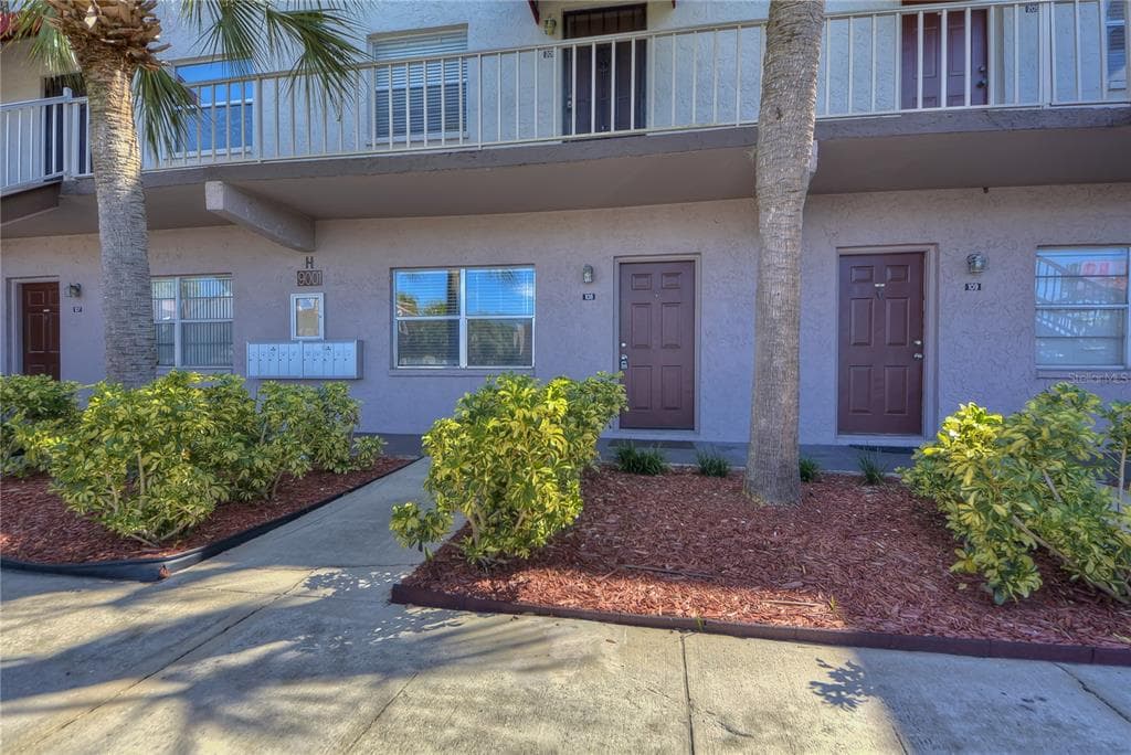 9217 TUDOR DRIVE UNIT A110 TAMPA, FL 33615