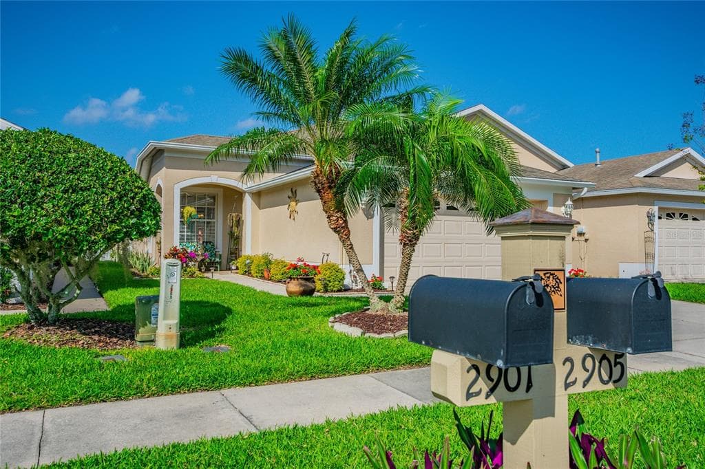 2905 TANGLEWYLDE DRIVE LAND O LAKES, FL 34638