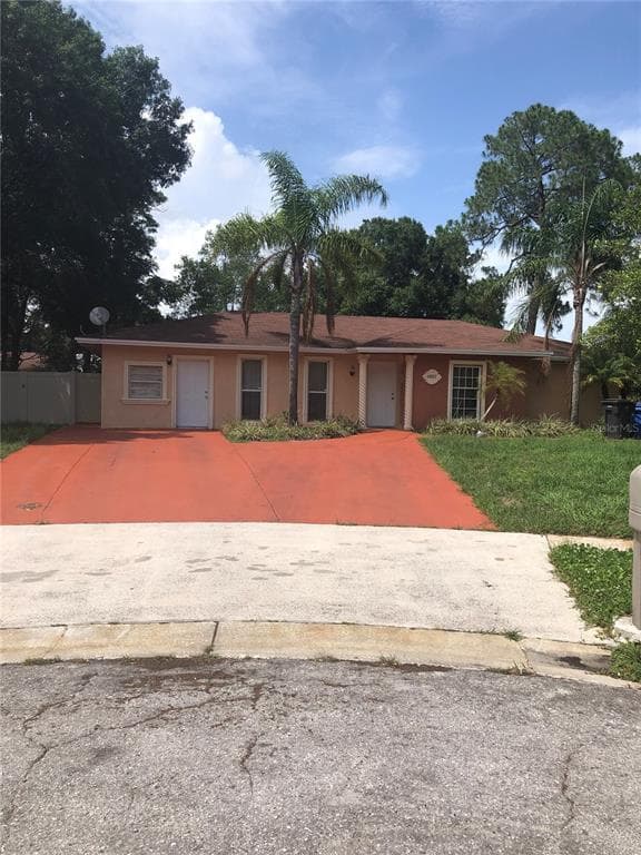 6821 DOVER COURT TAMPA, FL 33634