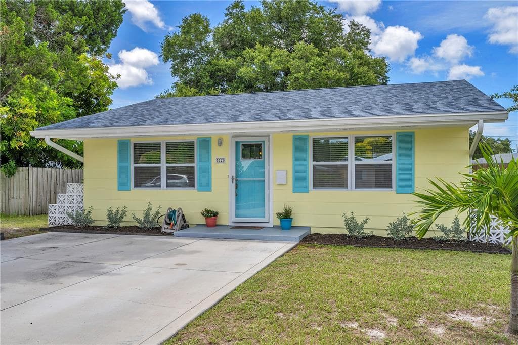 5720 10TH AVENUE N ST PETERSBURG, FL 33710