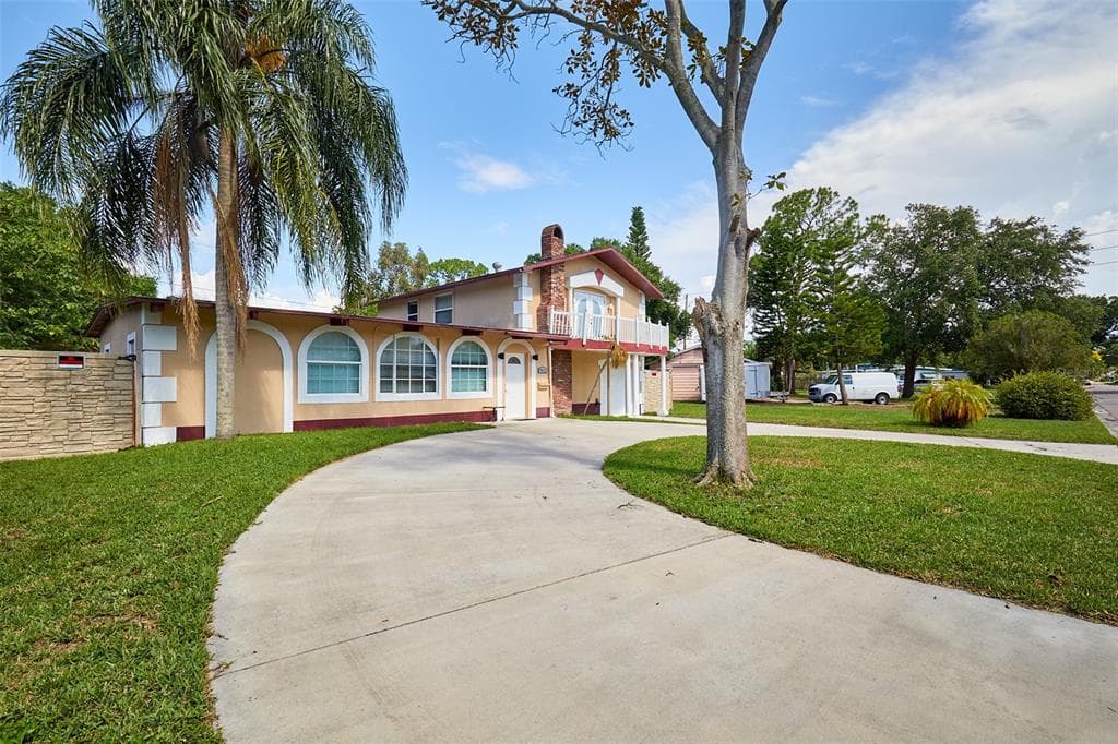7011 10TH STREET N ST PETERSBURG, FL 33702