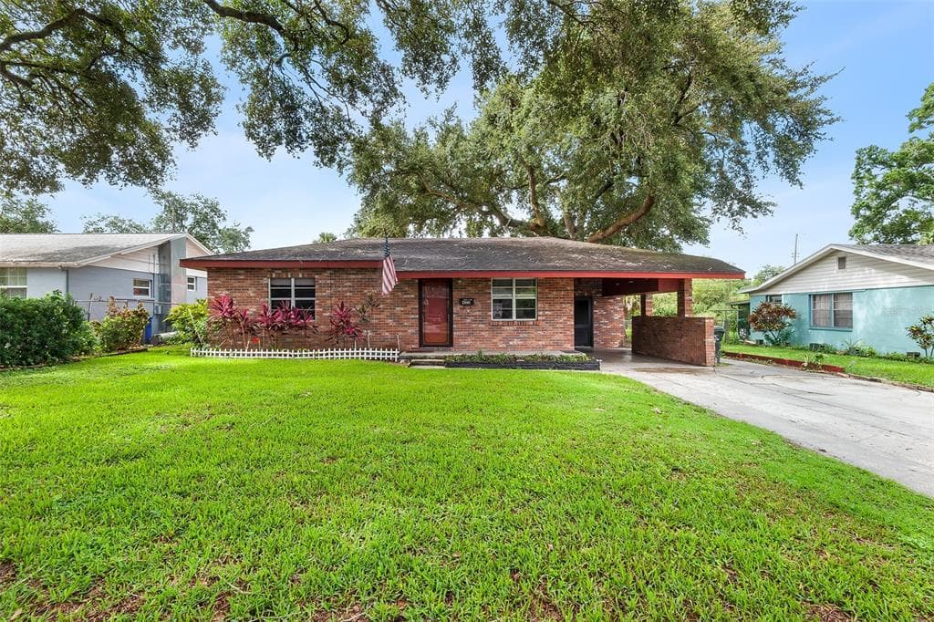 422 OPPITZ LANE LAKELAND, FL 33803
