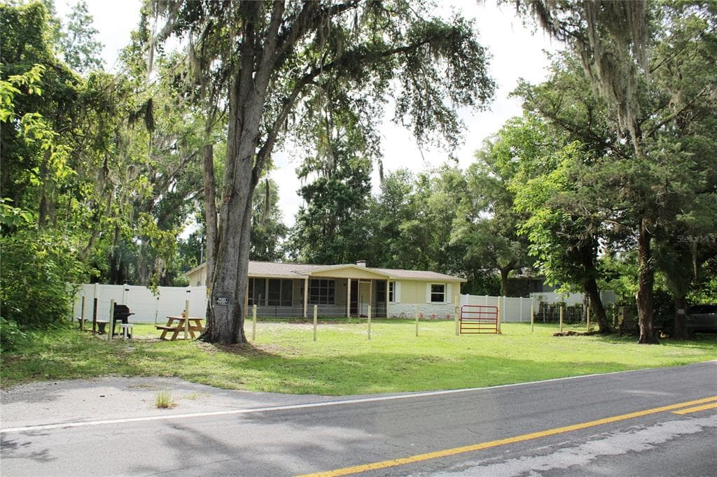7200 CEDAR LANE BROOKSVILLE, FL 34601