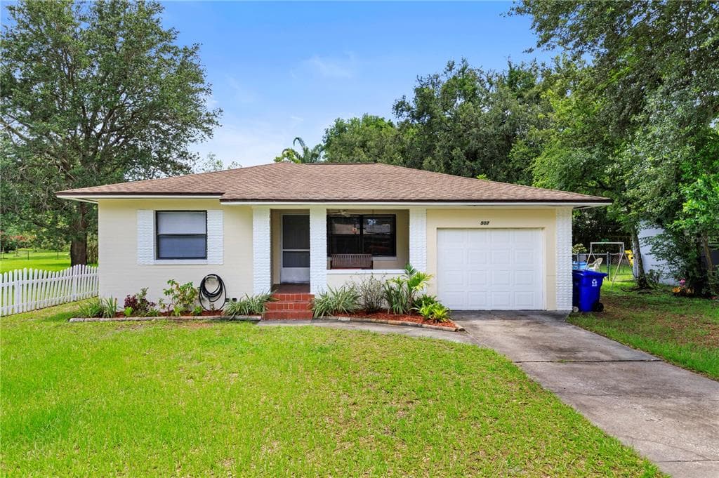 507 FRANCIS BOULEVARD LAKELAND, FL 33801