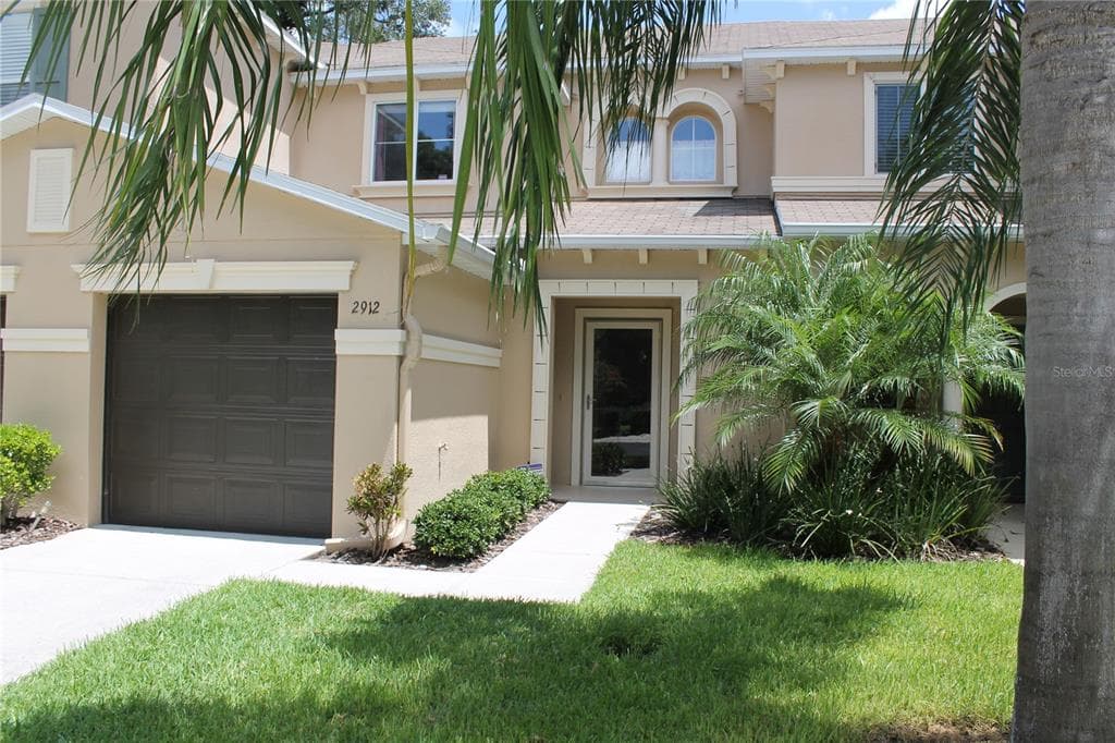 2912 ROYAL TUSCAN LANE VALRICO, FL 33594