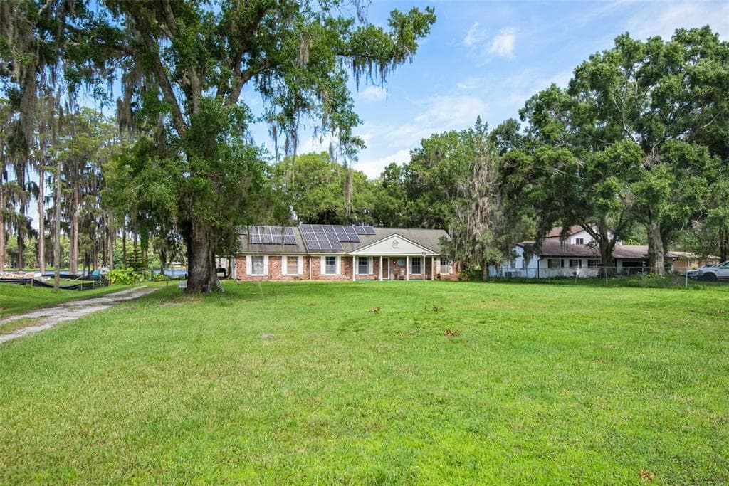 1733 ROWLAND DRIVE ODESSA, FL 33556