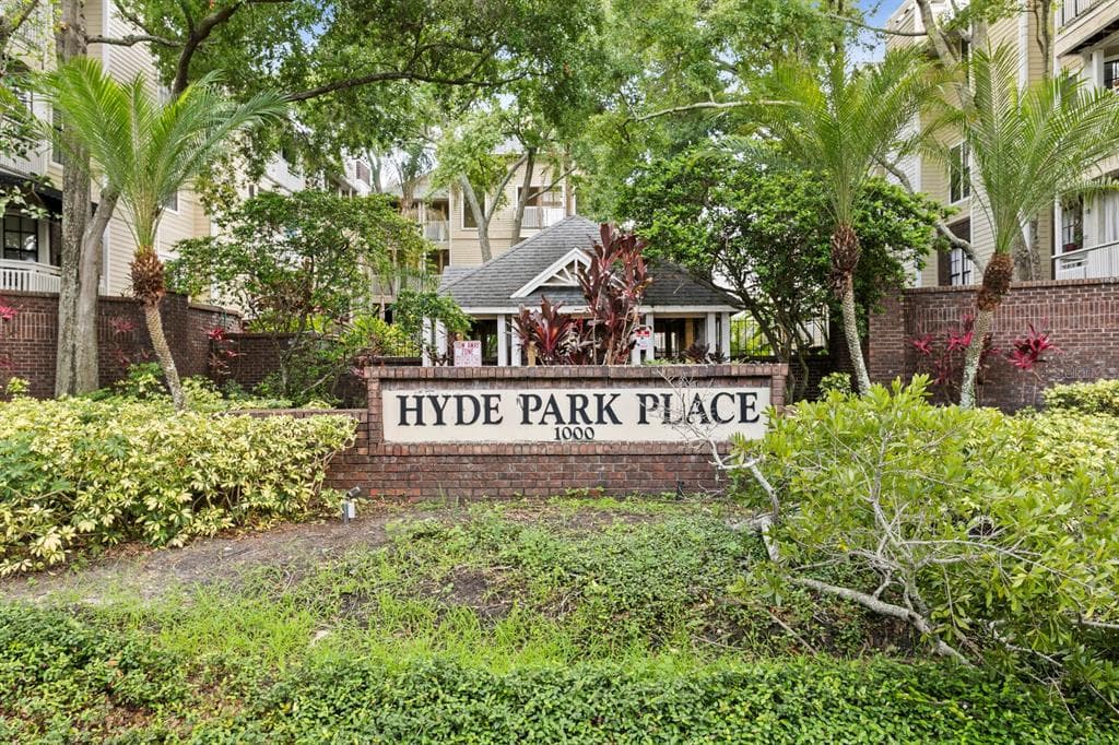 1000 W HORATIO STREET UNIT 222 TAMPA, FL 33606