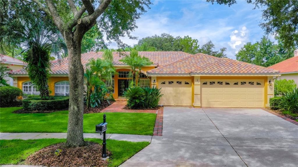 9110 HIGHLAND RIDGE WAY TAMPA, FL 33647