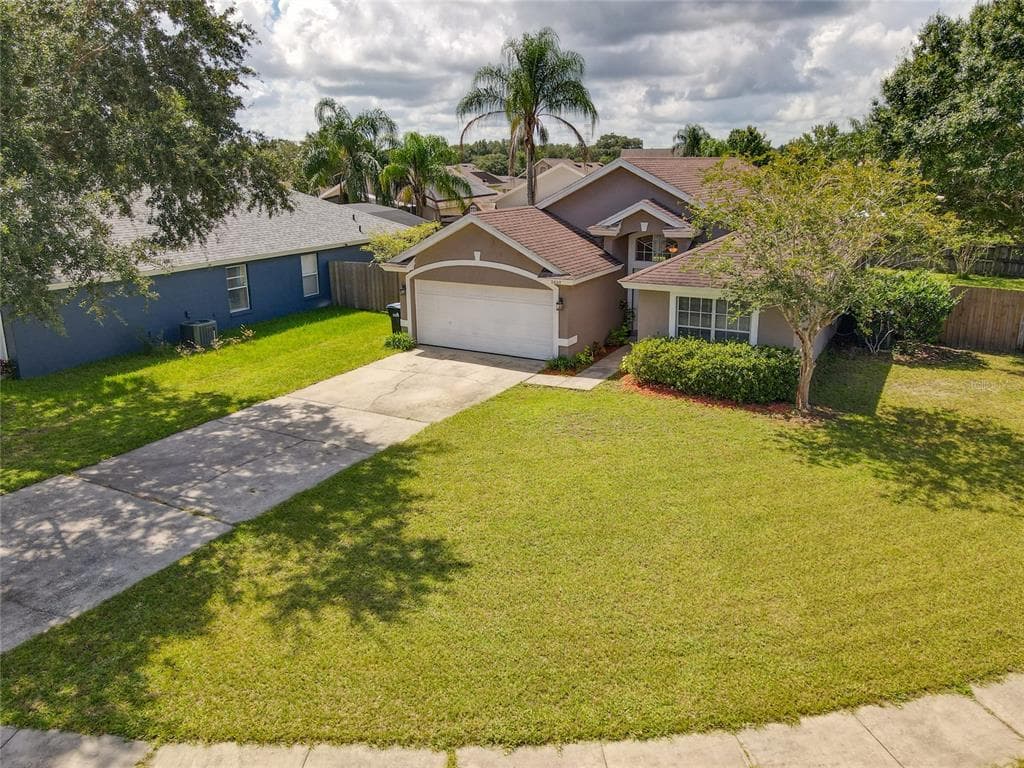 2657 PINE GLEN COURT ORLANDO, FL 32833