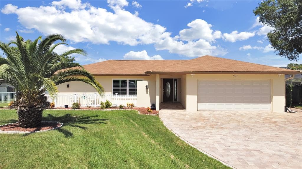 13 HERON COVE SAFETY HARBOR, FL 34695