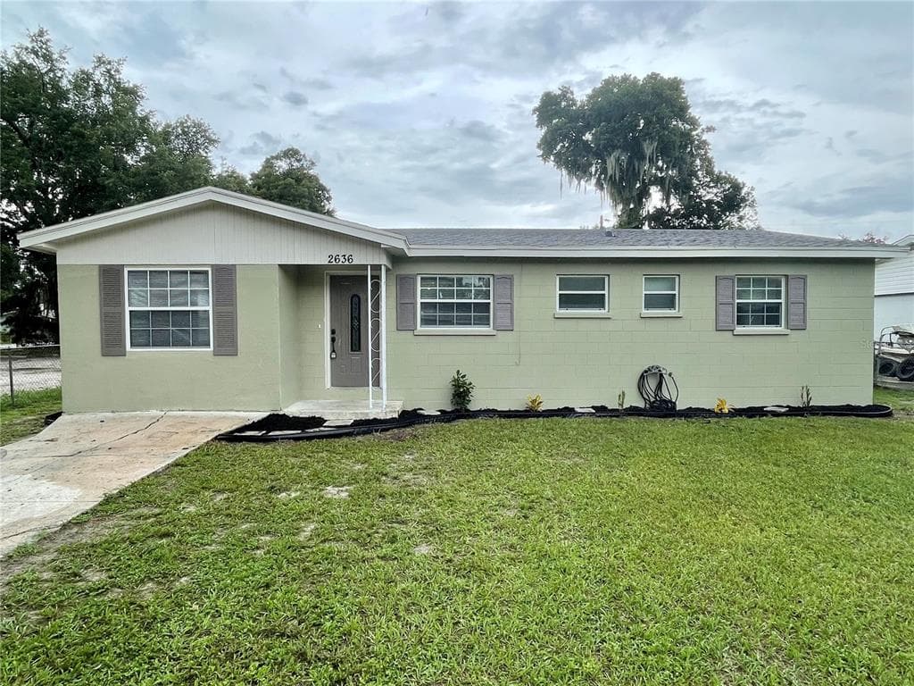 2636 HEMPSTEAD DRIVE LAKELAND, FL 33801