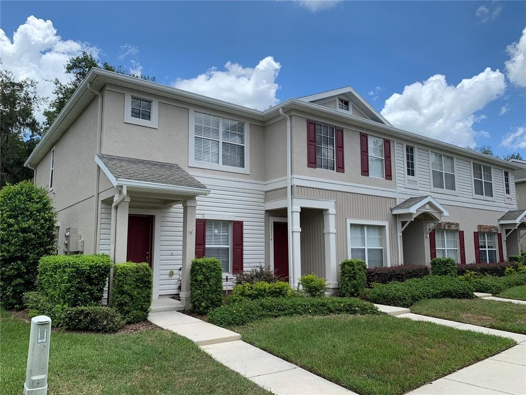15752 FISHHAWK FALLS DRIVE LITHIA, FL 33547