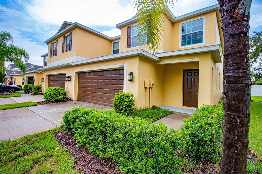 20238 POND APPLE LANE TAMPA, FL 33647