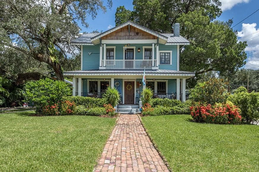 701 W RIVER HEIGHTS AVENUE TAMPA, FL 33603
