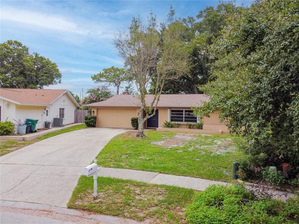 7200 60TH AVENUE N ST PETERSBURG, FL 33709