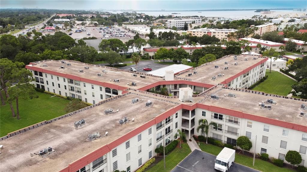 2700 BAYSHORE BOULEVARD UNIT 3106 DUNEDIN, FL 34698