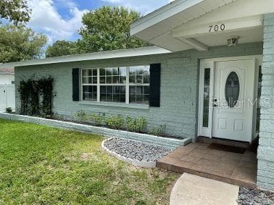 700 RUSKIN ROAD CLEARWATER, FL 33765