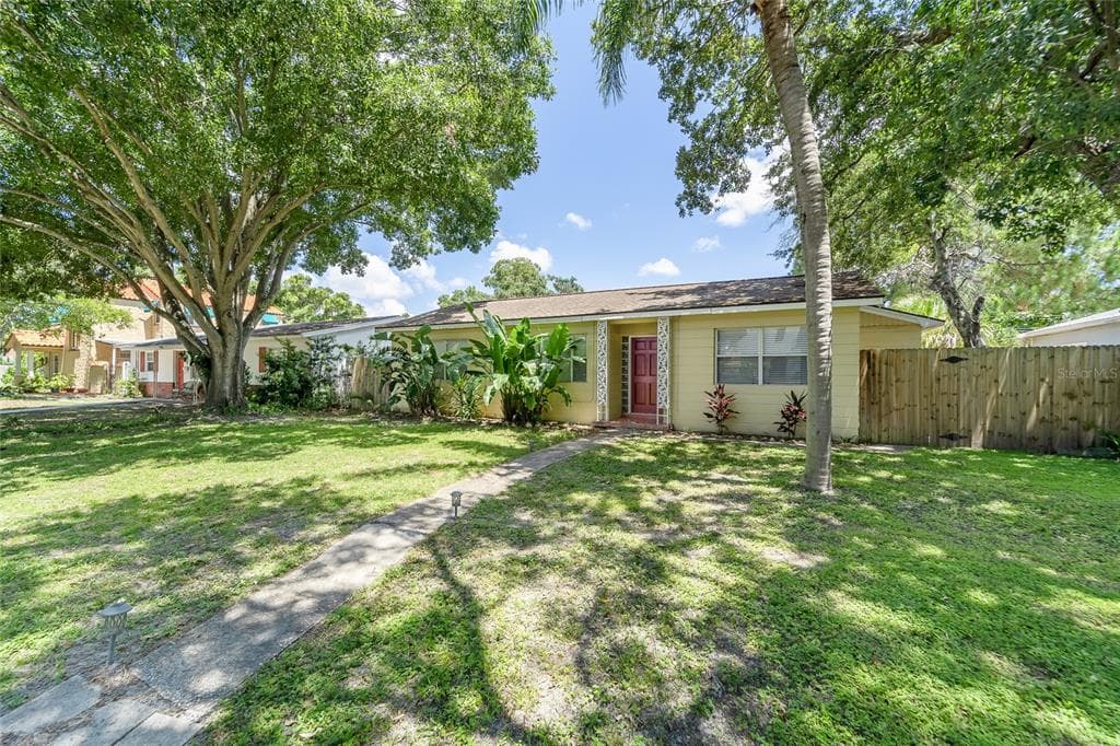 6213 10TH AVENUE S GULFPORT, FL 33707