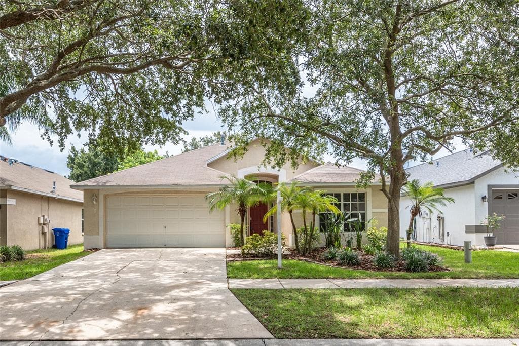 10120 SOMERSBY DR RIVERVIEW, FL 33578