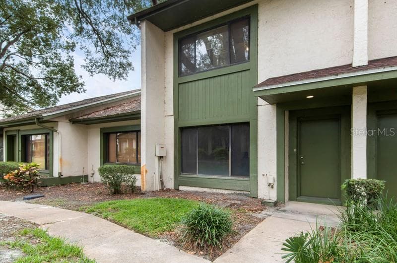 7815 BURYL COURT UNIT 205 TEMPLE TERRACE, FL 33637