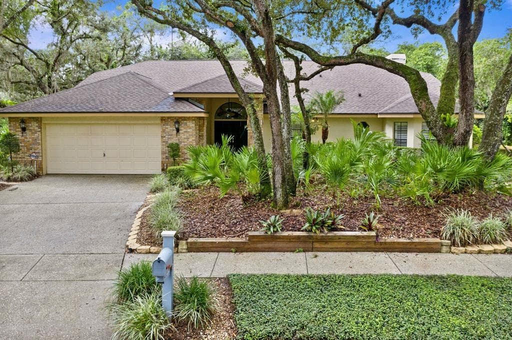 6245 GREENWICH DRIVE TAMPA, FL 33647