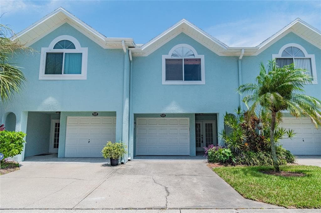630 GARLAND CIRCLE INDIAN ROCKS BEACH, FL 33785